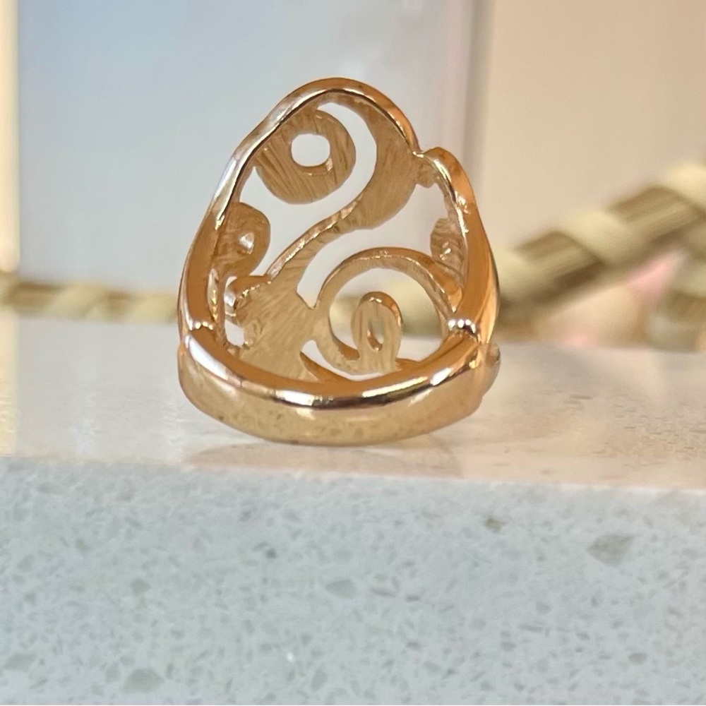 Elegant Stretch Monogram Ring - S - Picture 4 of 6